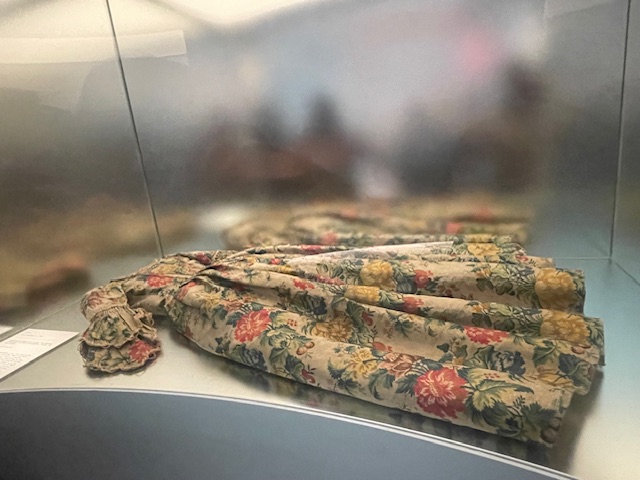 Abito da sera House of Paquin 1838, mostra Sleeping Beauties: Reawakening Fashion, Met Museum, New York / VNY Media
