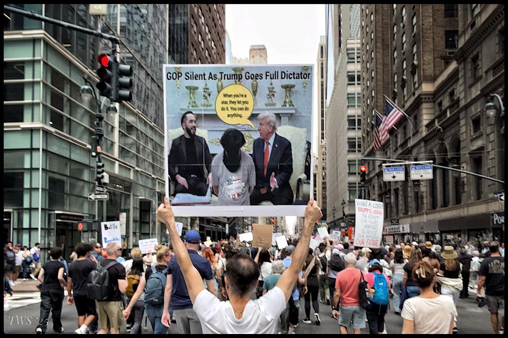 Migrant March to Protect Migrants and the PlanetPhoto: Terry Sanders