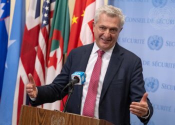 Filippo Grandi, United Nations High Commissioner for Refugees, briefs reporters after his briefing to the Security Council.  (UN Photo/Manuel Elías)