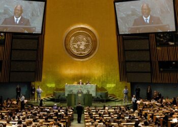 In September 2005, heads of states and governments from around the world gathered at the UN Headquarters for the World Summit. (UN Photo/Paulo Filgueiras)
