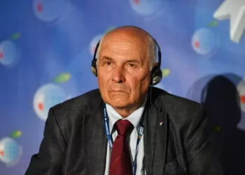 Il Generale Vincenzo Camporini/Ansa/Epa
