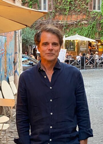 Il regista di Spiaggia di vetro Will Geiger a Roma.Foto: Ufficio stampa Story Finders