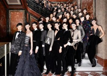 Armani Prive' AI 2026, Parigi / Ansa