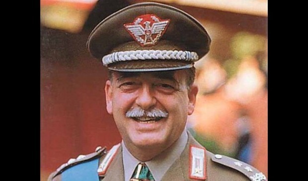 Il Generale Carlo Alberto Dalla Chiesa, ucciso dopo cento giorni da Prefetto a Palermo, il 3 settembre 1982