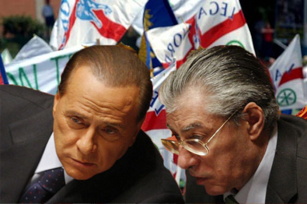 Silvio Berlusconi con Umberto Bossi ad una manifestazione della Lega Nord di qualche anno fa